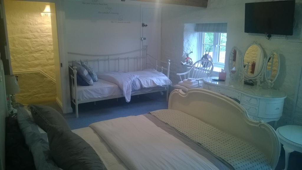 Troy House Bed & Breakfast Painswick Ruang foto